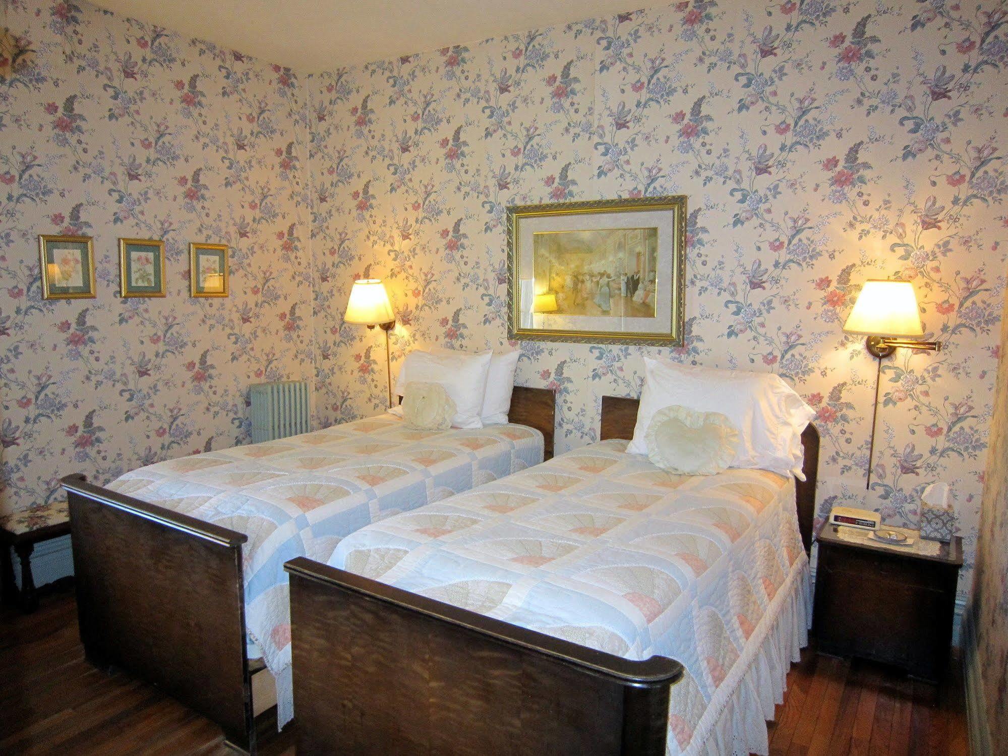 Strong House Inn Vergennes Luaran gambar